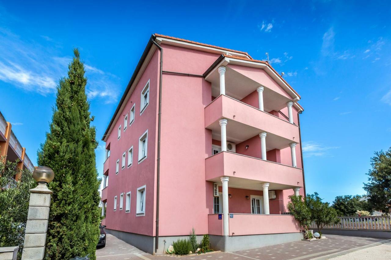 Apartmani Diana Медулин Екстериор снимка