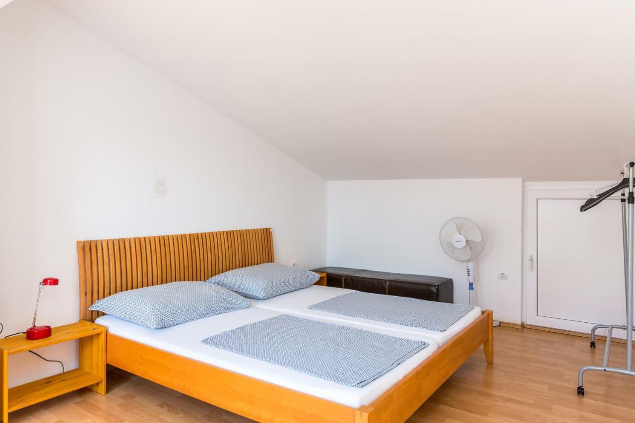 Apartmani Diana Медулин Екстериор снимка