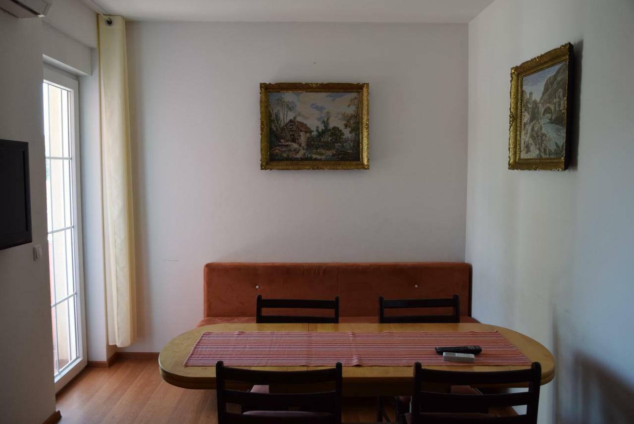 Apartmani Diana Медулин Екстериор снимка