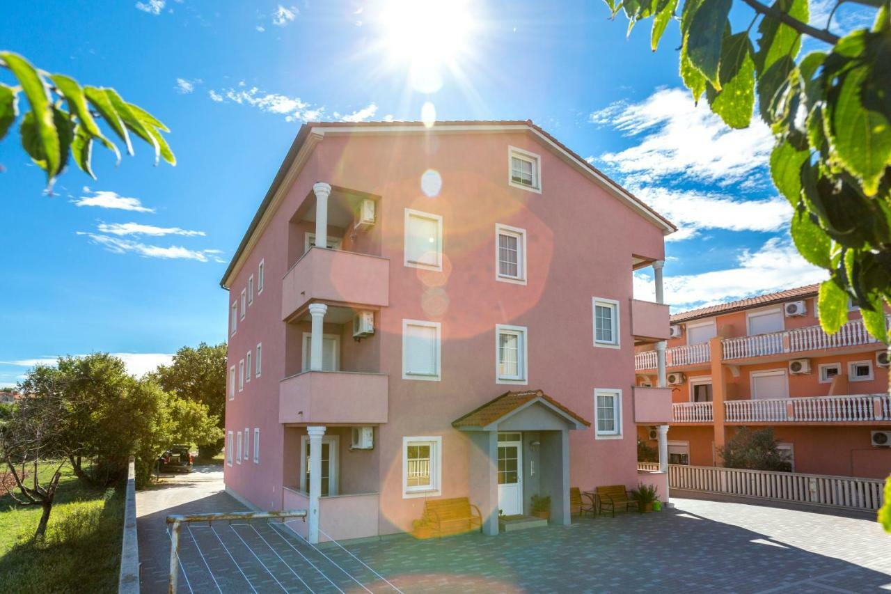 Apartmani Diana Медулин Екстериор снимка